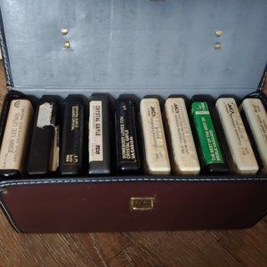 vintage 10 eight track tapes untested with case, country music